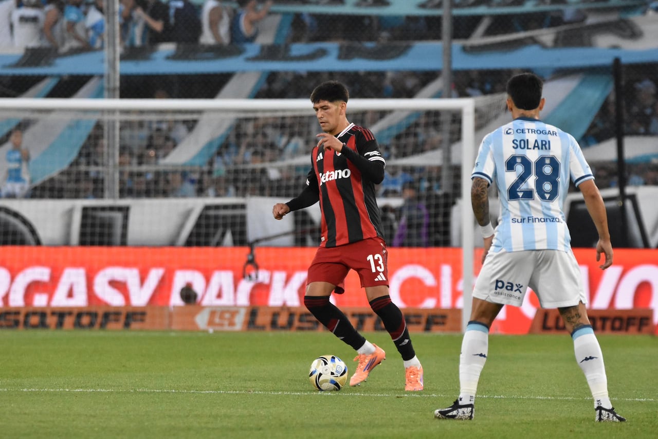 Imagen del partido entre Racing Club y River Plate por la Liga de Argentina II-2025.