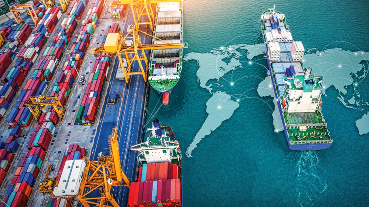 Los debates jurídicos sobre el comercio exterior se dan en momentos en que las exportaciones y las impor-taciones caen, producto de la desacele-ración global.