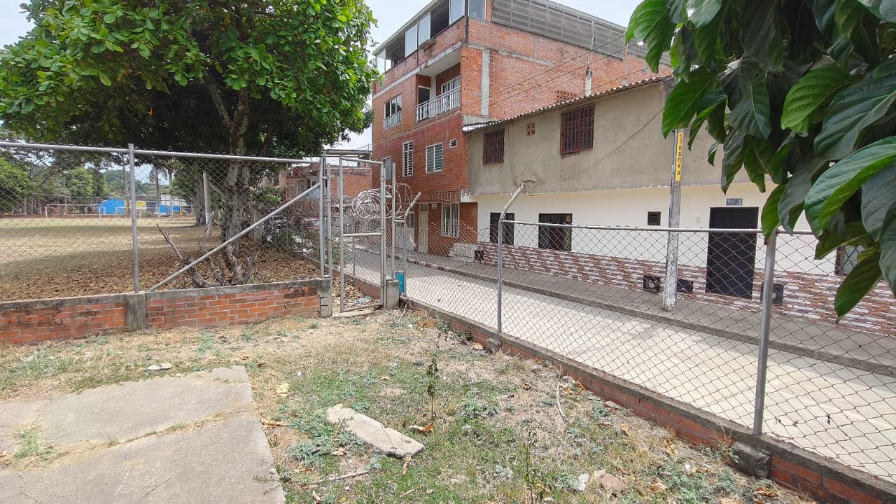 Este es el estado actual de los elementos en la cancha La Inmaculada.