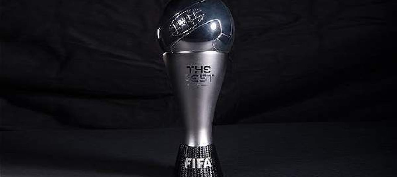 Trofeo de los premios The Best.