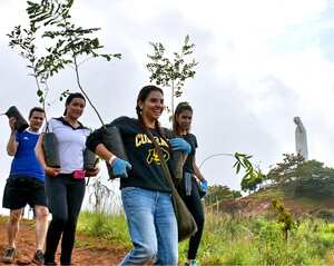 Mañana, domingo, se realizará una nueva jornada de siembra, donde se espera plantar otros 300 árboles. El punto de encuentro es el monumento, a partir de las 7:00 a.m., para iniciar con la actividad a las 8:00 a.m.