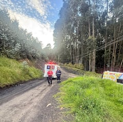 Ambulancia y miembros del rescata ya se están haciendo presencia en la mina que explotó en Sutatausa, Cundinamarca. Fotos: Redes Gobernador de Cundinamarca.