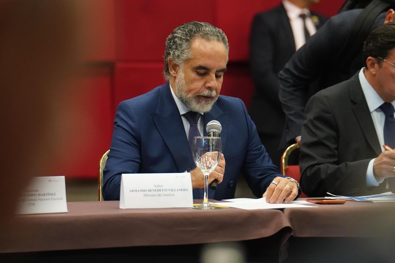 Armando Benedetti, ministro del Interior.