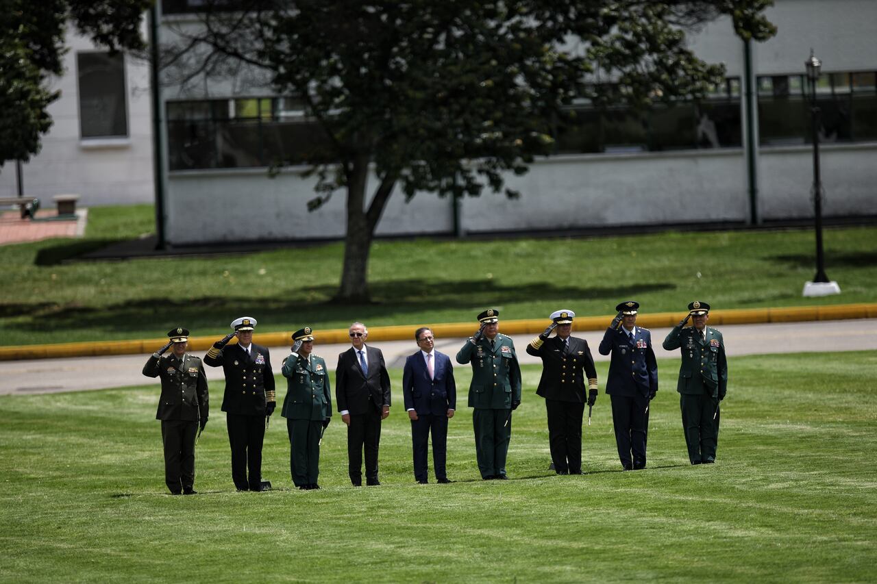 Ceremonia de ascenso de oficiales del Ejército Nacional