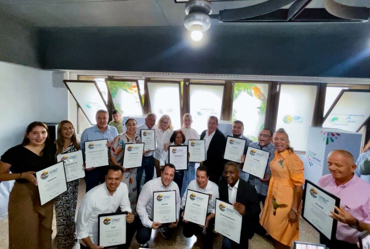 Doce municipios del Valle del Cauca fueron reconocidos como 'Ciudades de las Aves'