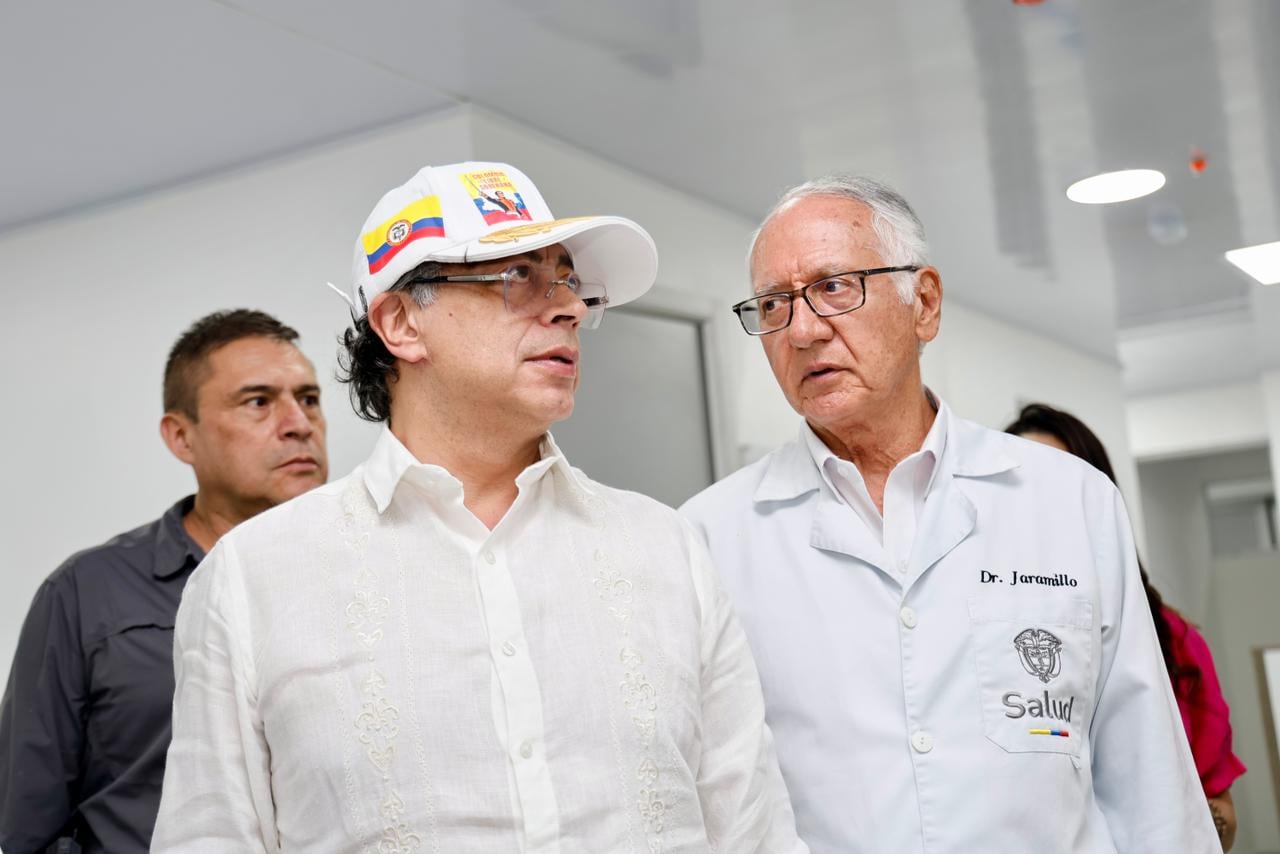 Gustavo Petro Guillermo Alfonso Jaramillo