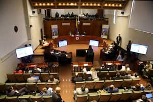 Corte Constitucional cita a MinSalud y EPS para hablar sobre el cálculo de la UPC