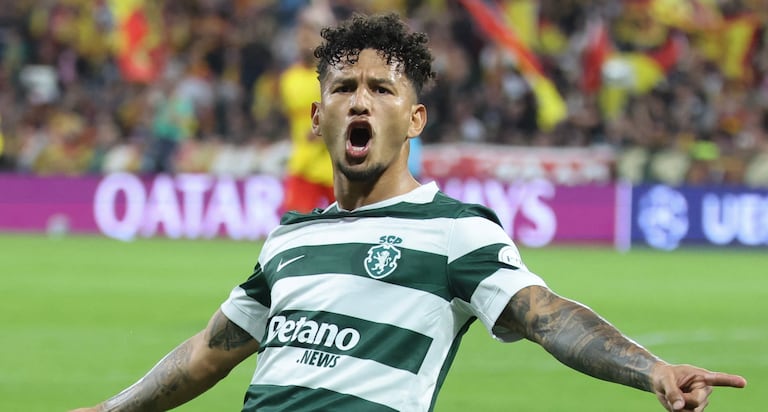 Luis Javier Suárez tras marcar contra el Lens por la Champions League.