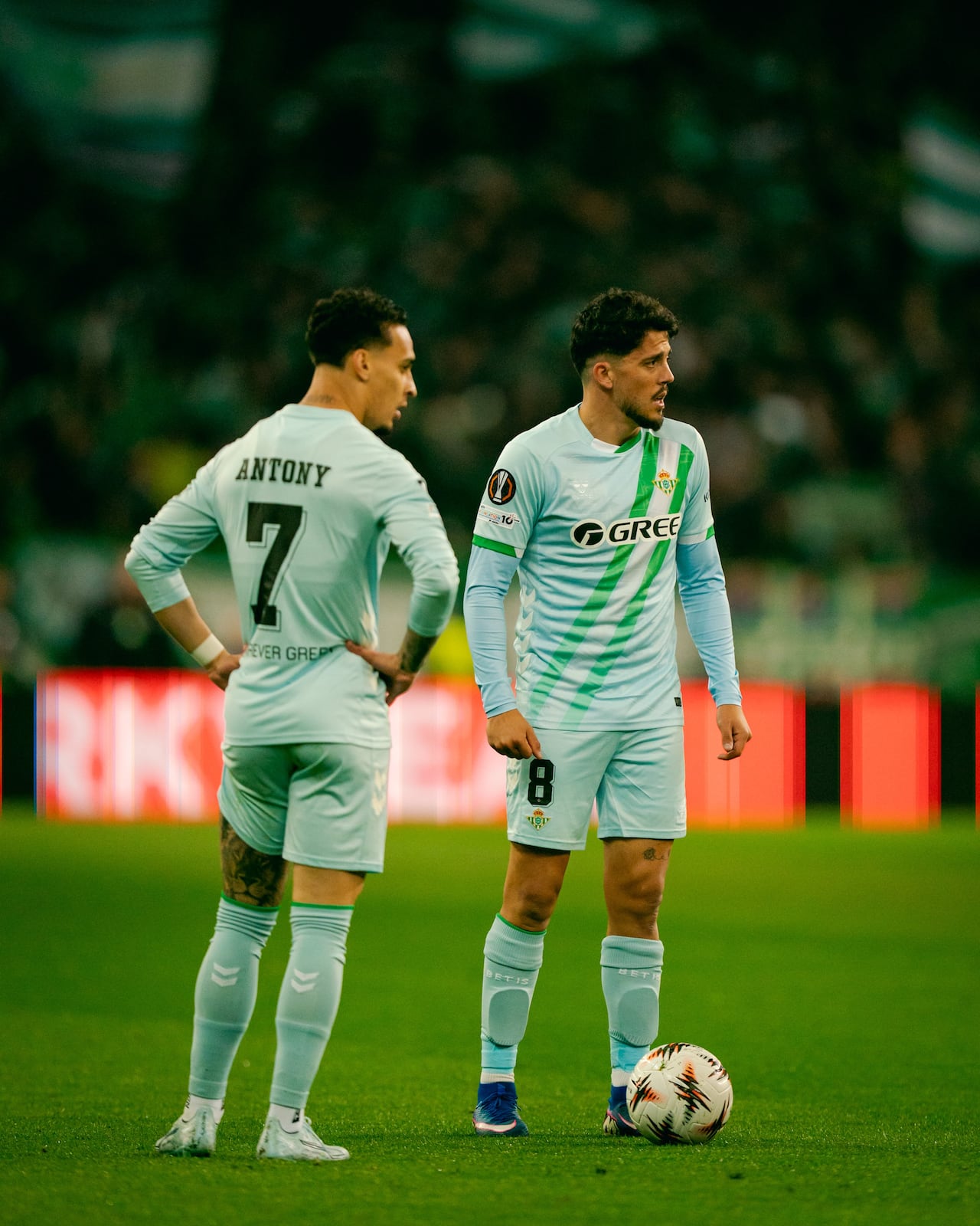 Así se vivió el juego entre Panathinaikos y Betis por la Europa League.