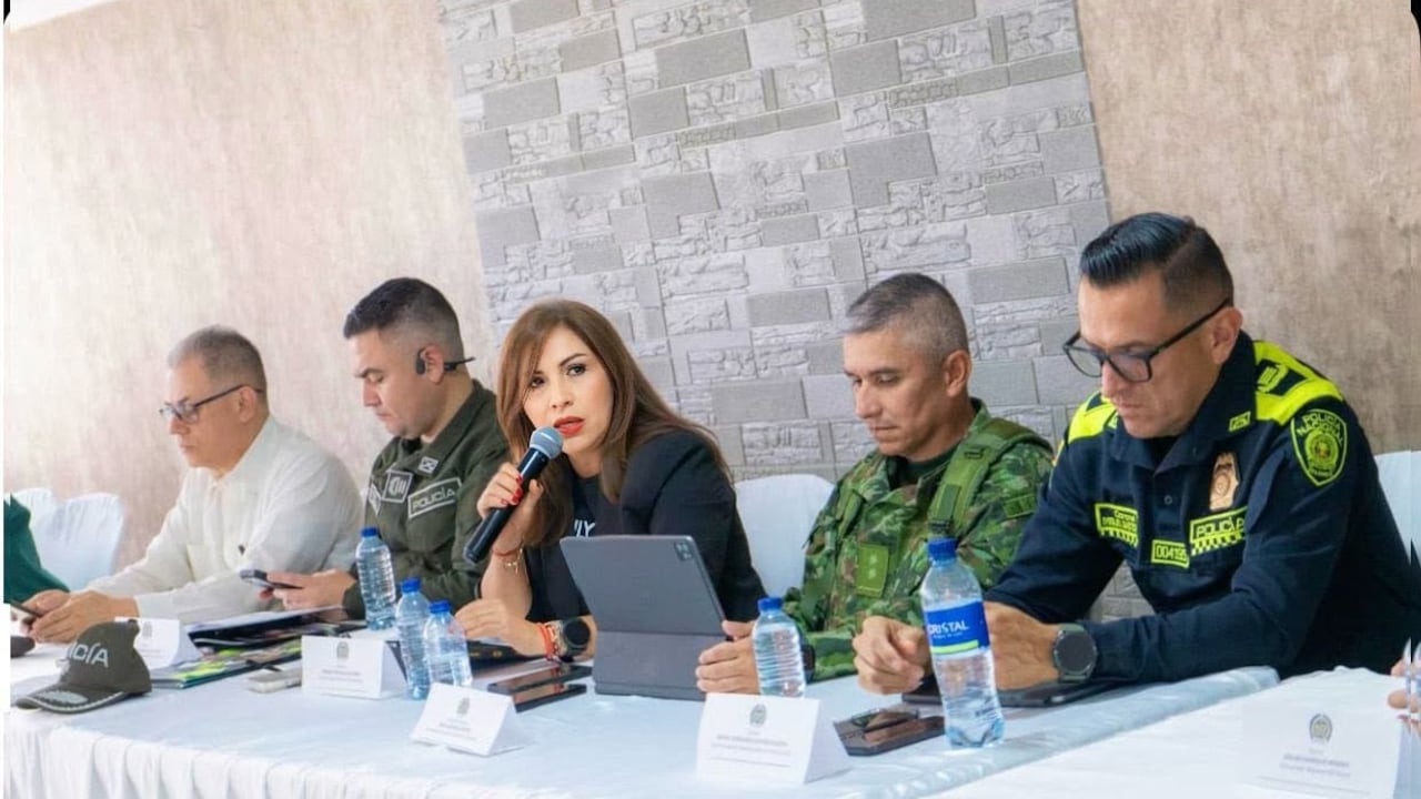 Con el propósito de garantizar el normal desarrollo de la segunda vuelta de las elecciones presidenciales del próximo 21 de junio, la Gobernación del Cauca lideró un Consejo Extraordinario de Seguridad con la participación de los 42 alcaldes y alcaldesas del departamento, autoridades de Policía, Fuerza Pública e instituciones responsables del proceso electoral.