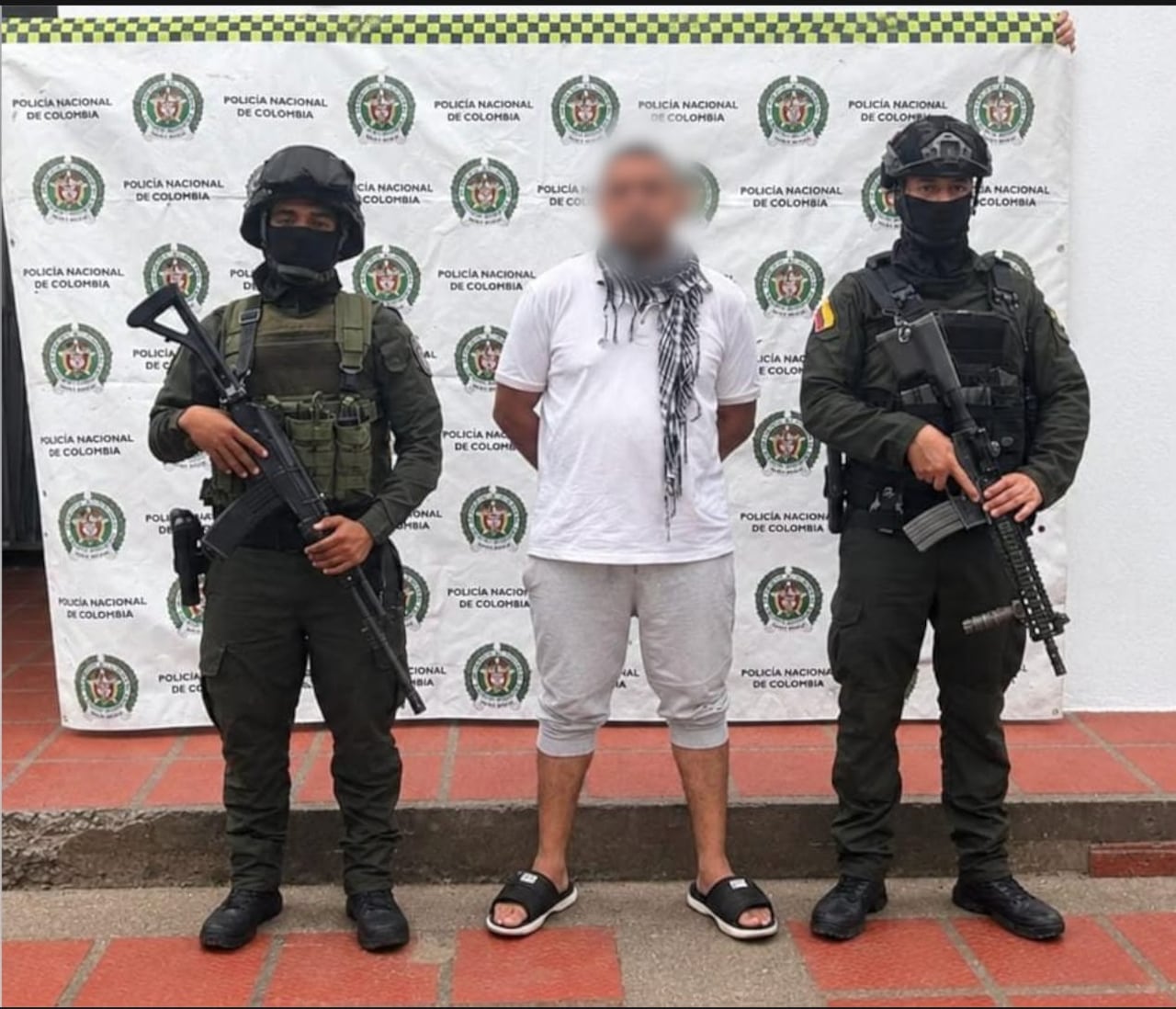 Los dos hombres son investigados por su presunta relación con el asesinato del intendente de la Dijín, ocurrido el 23 de diciembre de 2025 en la vereda Taminango, zona rural de Santander de Quilichao.