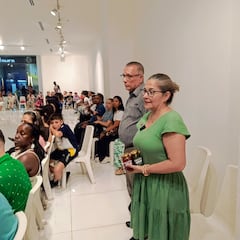 Los periodistas Jorge Isaac Tobón, y Adriana Romero recibieron un emotivo homenaje en la apertura de la Feria Social Calzagosto.
