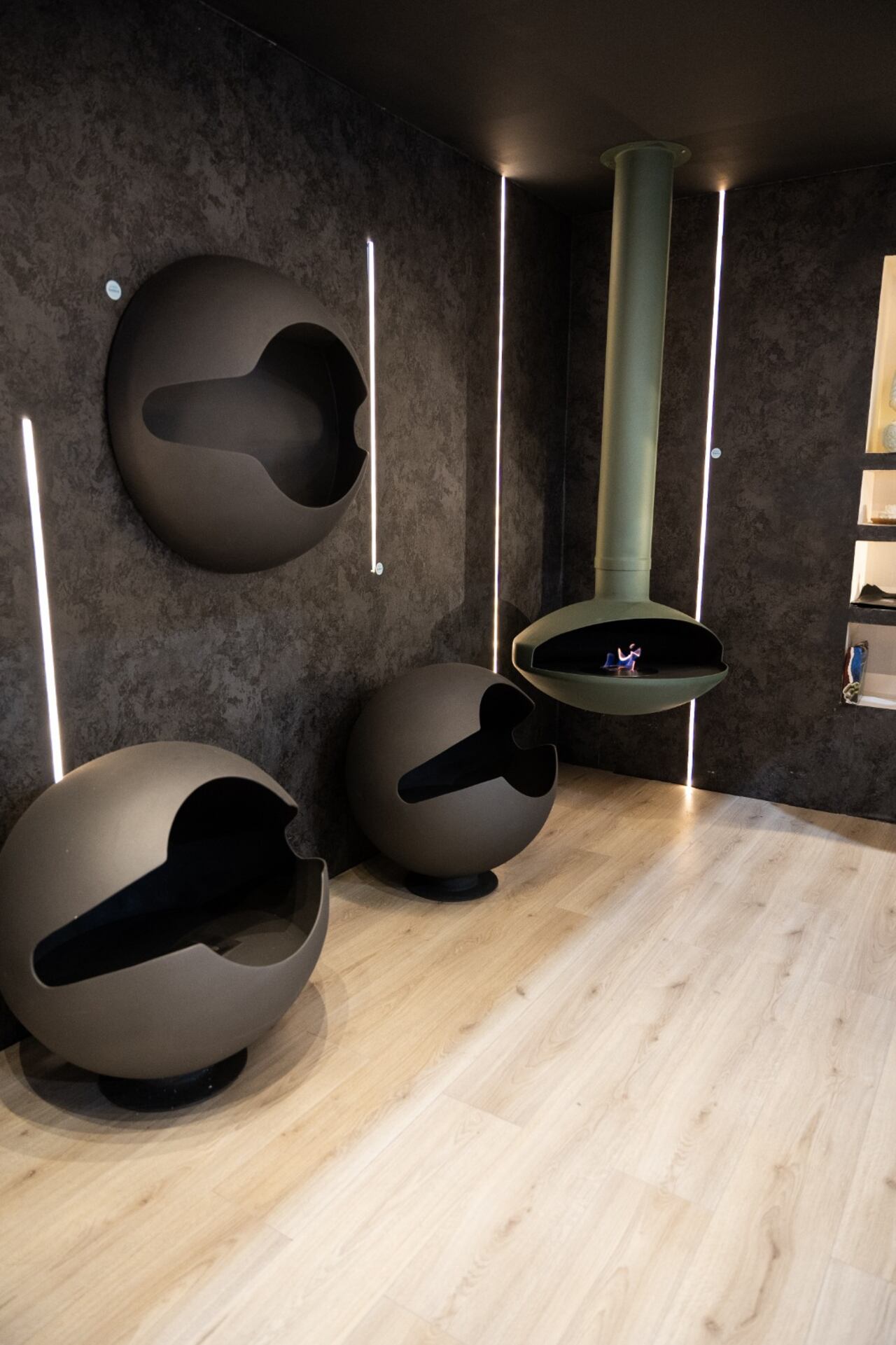 Una buena iluminación suma a la decoración, pero también puede restarle, si no es la adecuada.