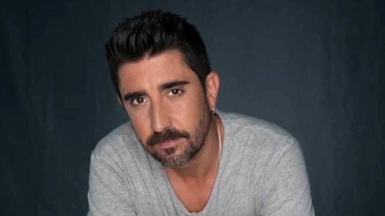 Álex Ubago volverá a Colombia con una gira que incluirá varias ciudades del país.