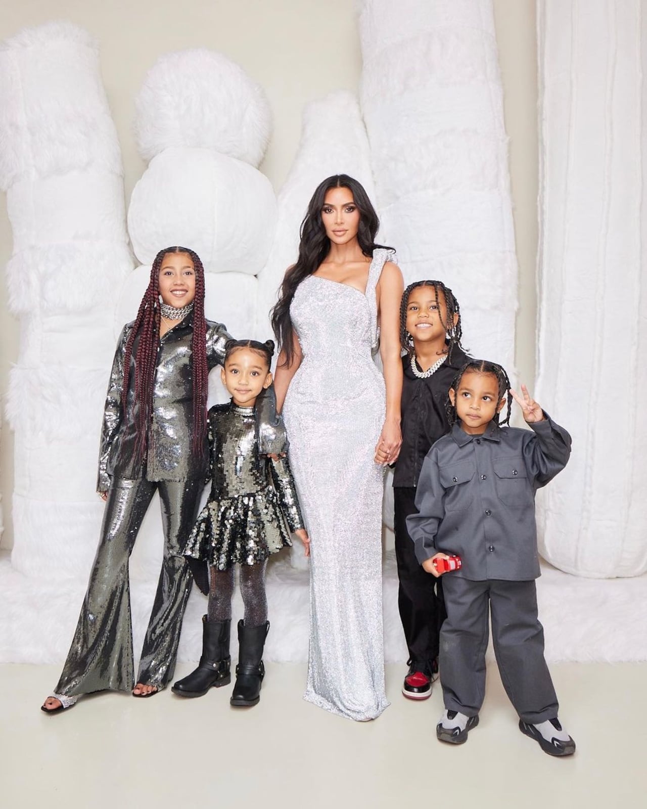 La mediática Kardashian sabe muy bien el tesoro que tiene con sus hijos. Foto: Instagram @kimkardashian.