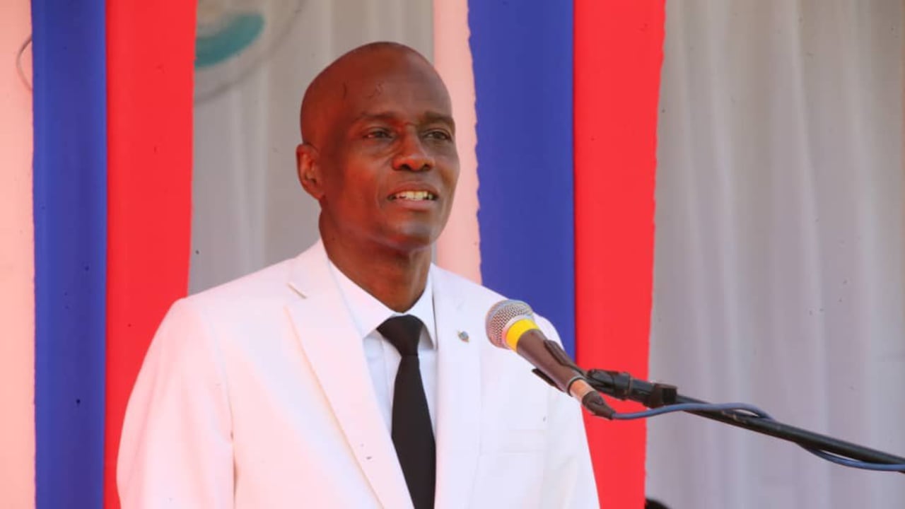 Jovenel Moïse fue asesinado el 7 de julio de 2021 en su residencia de Puerto Príncipe; cinco años después, 18 exmilitares colombianos fueron trasladados a Estados Unidos para enfrentar el proceso judicial por el caso.