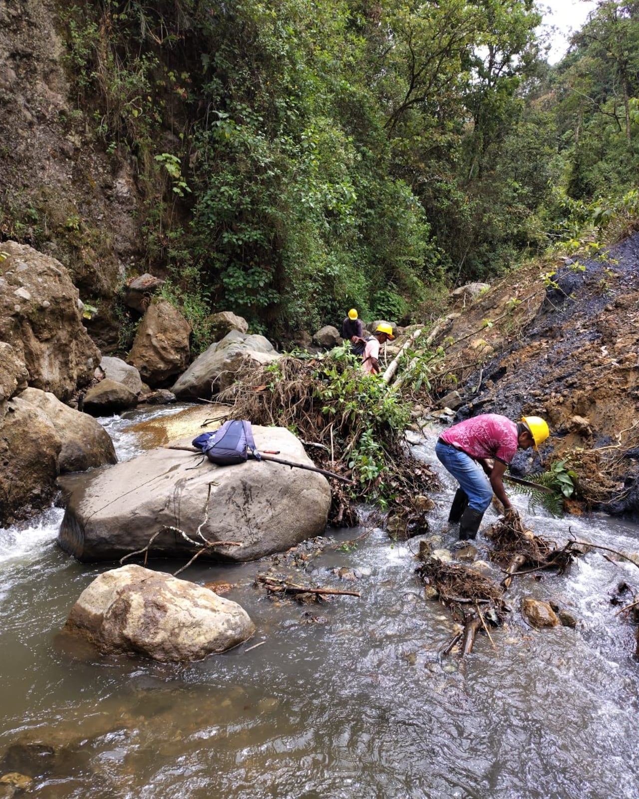 Las acciones han permitido mitigar los efectos de las intensas lluvias que se han venido presentando en los últimos días en Popayán, a pesar de que el caudal de los ríos y quebradas alcanzó la alerta roja con un índice similar al de años anteriores, cuando provocó desbordes e inundaciones que causaron daños considerables para las comunidades payanesas.