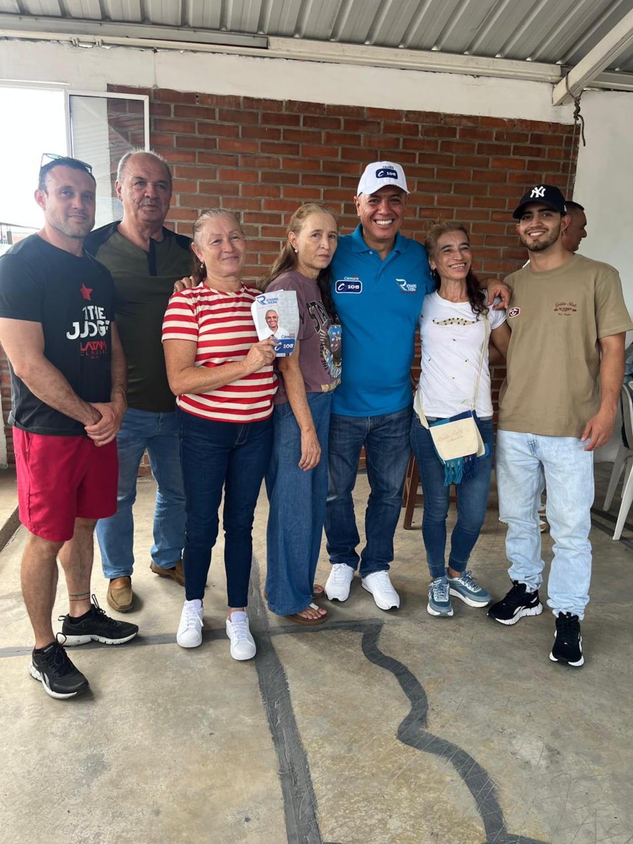 Richard Rivera es candidato del Partido Conservador colombiano por el número 105.