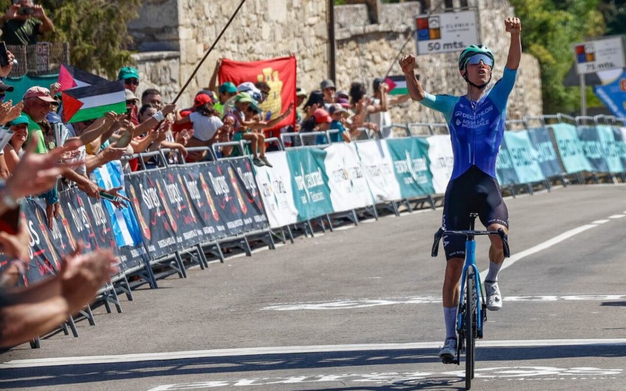 Léo Bisiaux se impone en Valpuesta y se convierte en nuevo líder de la Vuelta a Burgos
