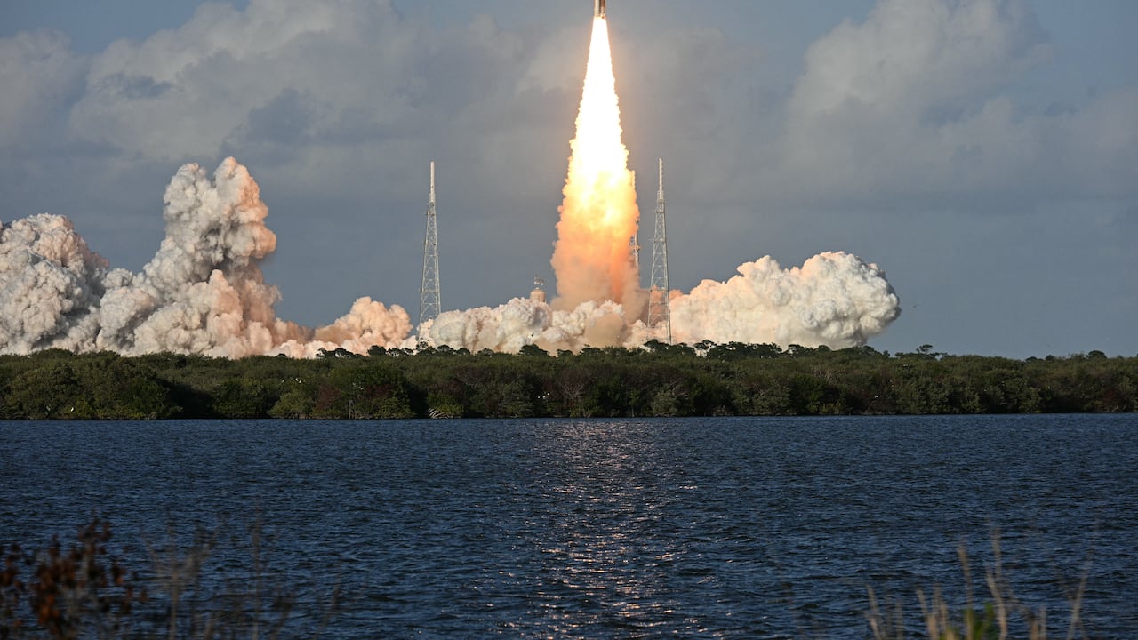 Tripulación de Artemis II alcanza la órbita terrestre