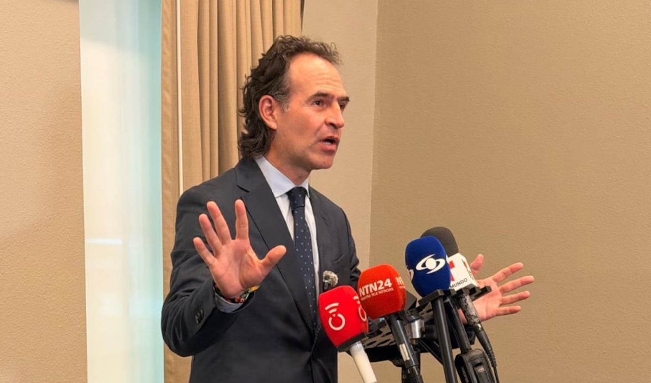 Federico Gutiérrez viajó a Estados Unidos para reunirse con el FBI y el HSI-.