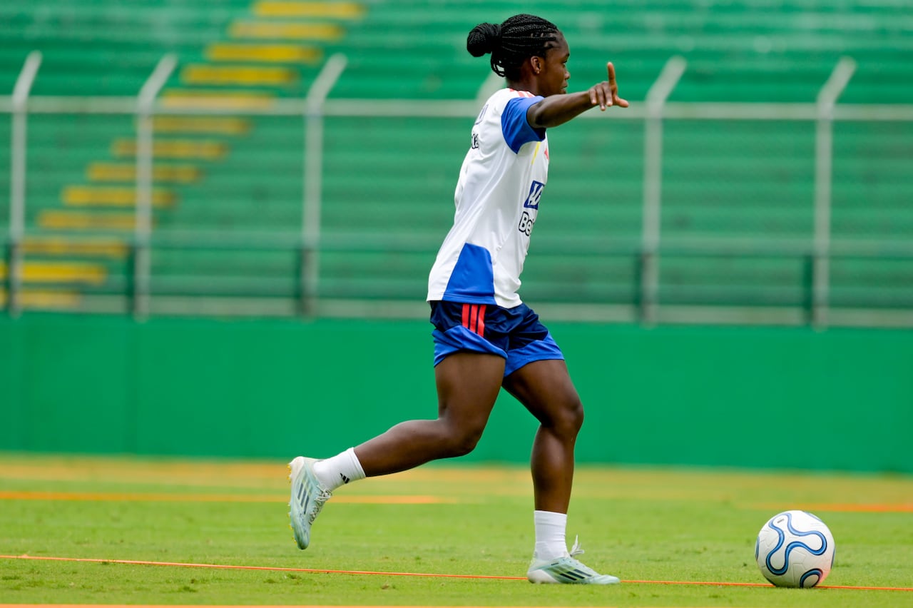 Entrenamiento de la Selección Colombia Femenina previo a la fecha 8 de la Liga de Naciones de la Conmebol.