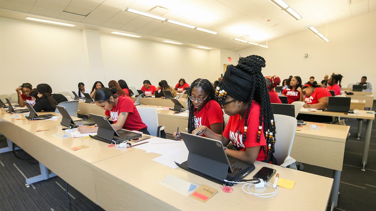 El estado de Texas anuncia clases de inglés gratuitas
Aron Smith/Jackson State University