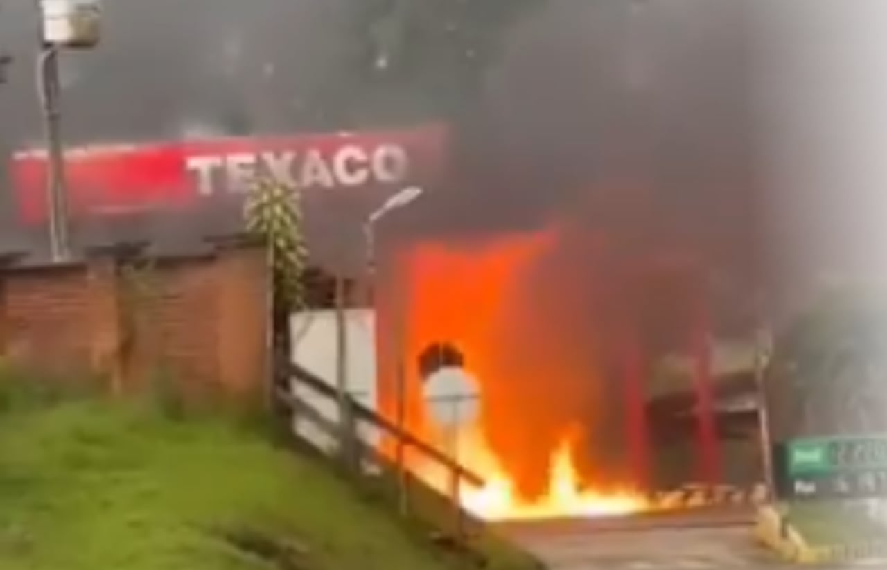 se registró un atentado contra la estación de servicio ubicada en el sector de El Tabulón.