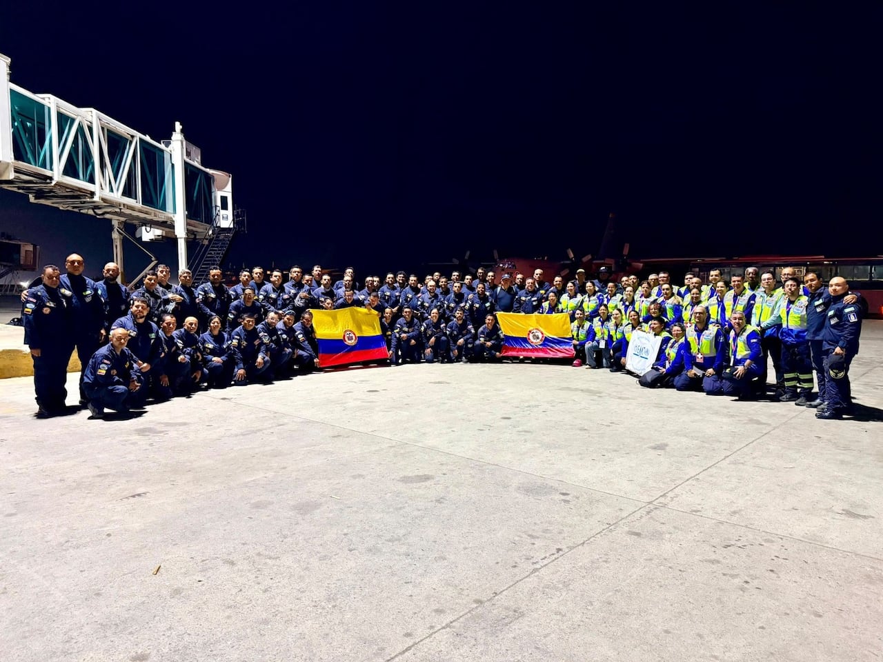 Los integrantes del cuerpo de auxilio regresó a la capital del Valle luego de prestar sus servicios en Venezuela.