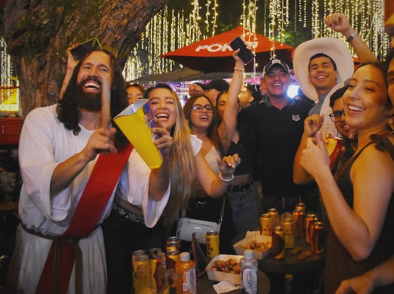 A Jesús Salsero lo vieron bailando en las casetas, en plena Feria de Cali.
