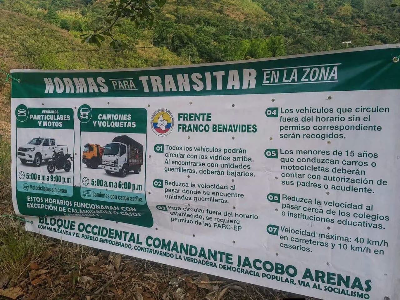 En el municipio de Balboa, las comunidad reportaron la instalación de esta valla y otra alusivas a las disidencias de las Farc en un sector cercanos al casco urbano y en el corregimiento de San Alfonso.