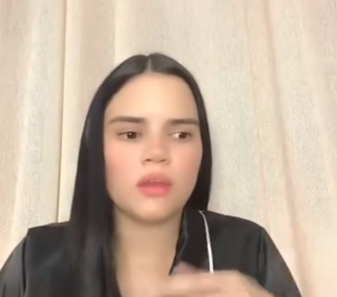 Las mesera se pronunció a través de redes sociales.