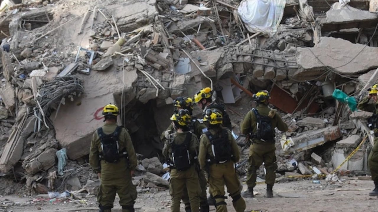82 rescatistas de Israel se suman a la búsqueda de sobrevivientes en Cali, agosto 16 de 2026.