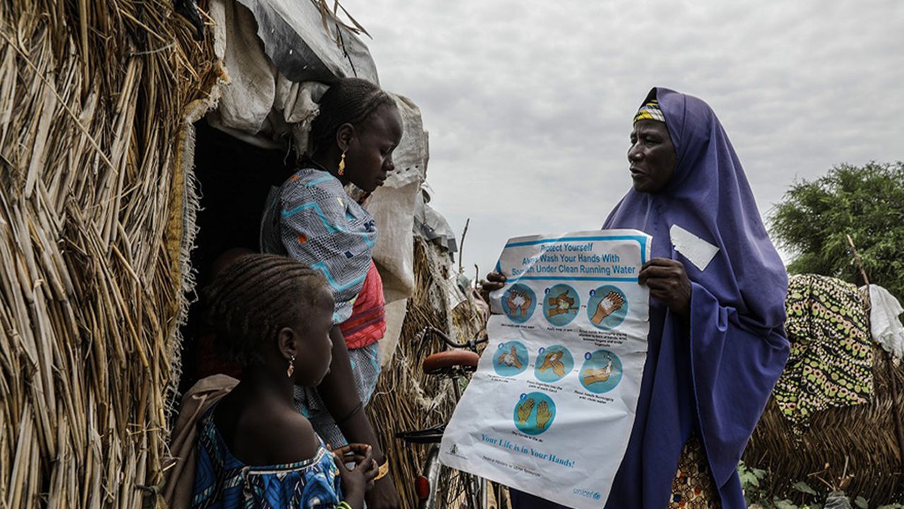 Zara utiliza un póster para mostrar las maneras más efectivas de prevenir el cólera. Foto: UNICEF