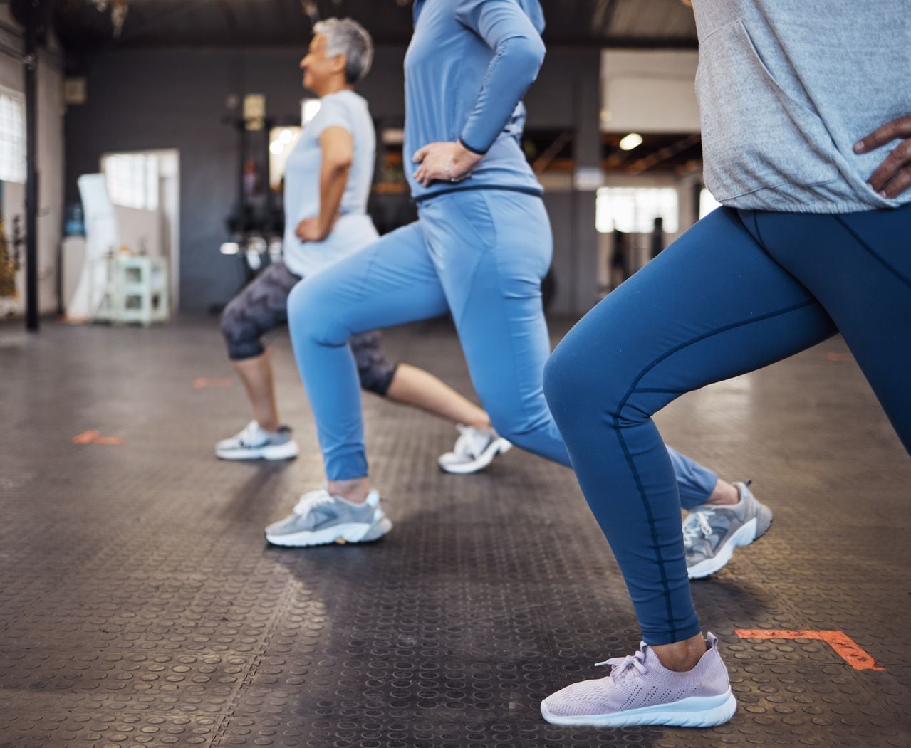 Este ejercicio sirve para mejorar la circulación en las piernas.