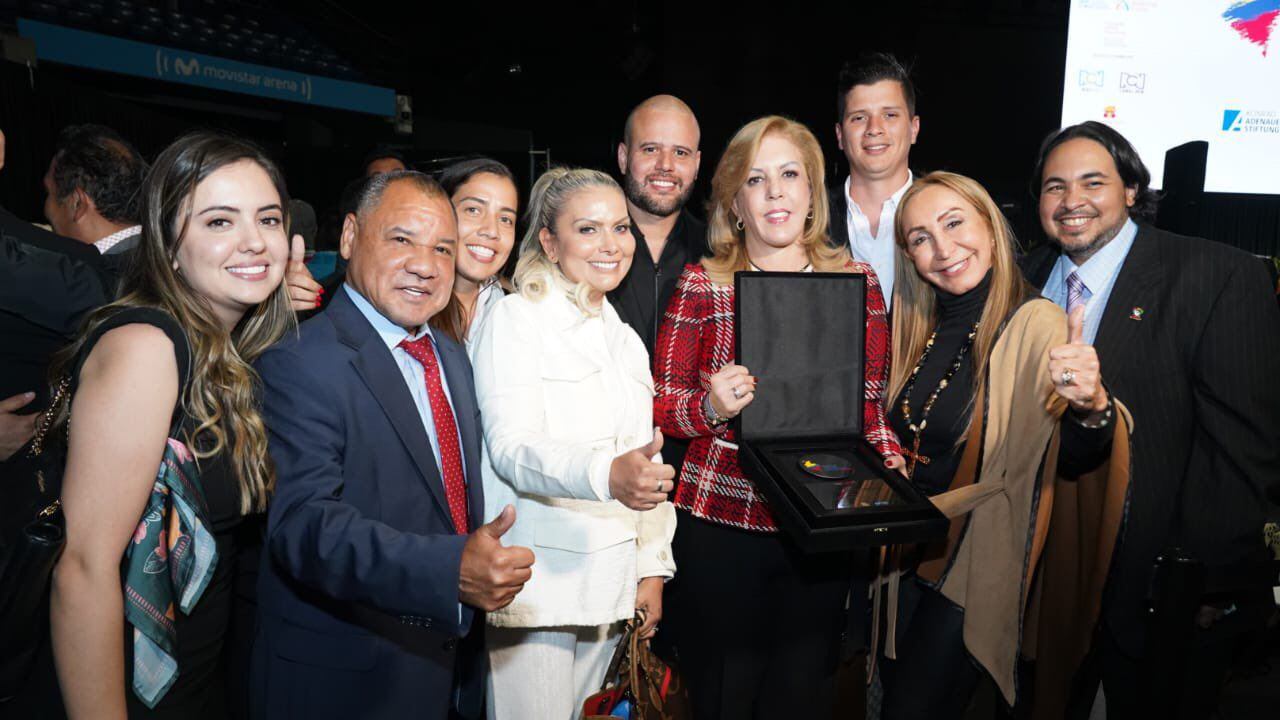 Clara Luz Roldán premiada como una de las mejores gobernadoras de Colombia