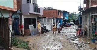 Varias familias tuvieron que ser evacuadas por fuerte lluvias en el área metropolitana de Bucaramanga.