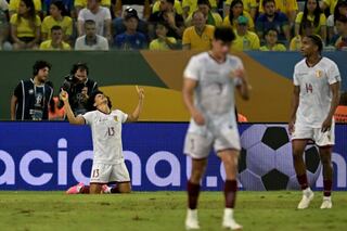 Eduard Bello anotó un golazo en la igualdad de Venezuela ante Brasil