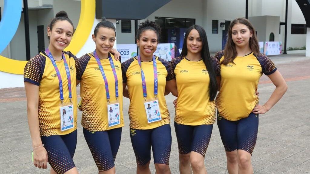 Imagen de la Selección Colombia de gimnasia para los Juegos Centroamericanos  y del Caribe 2023.