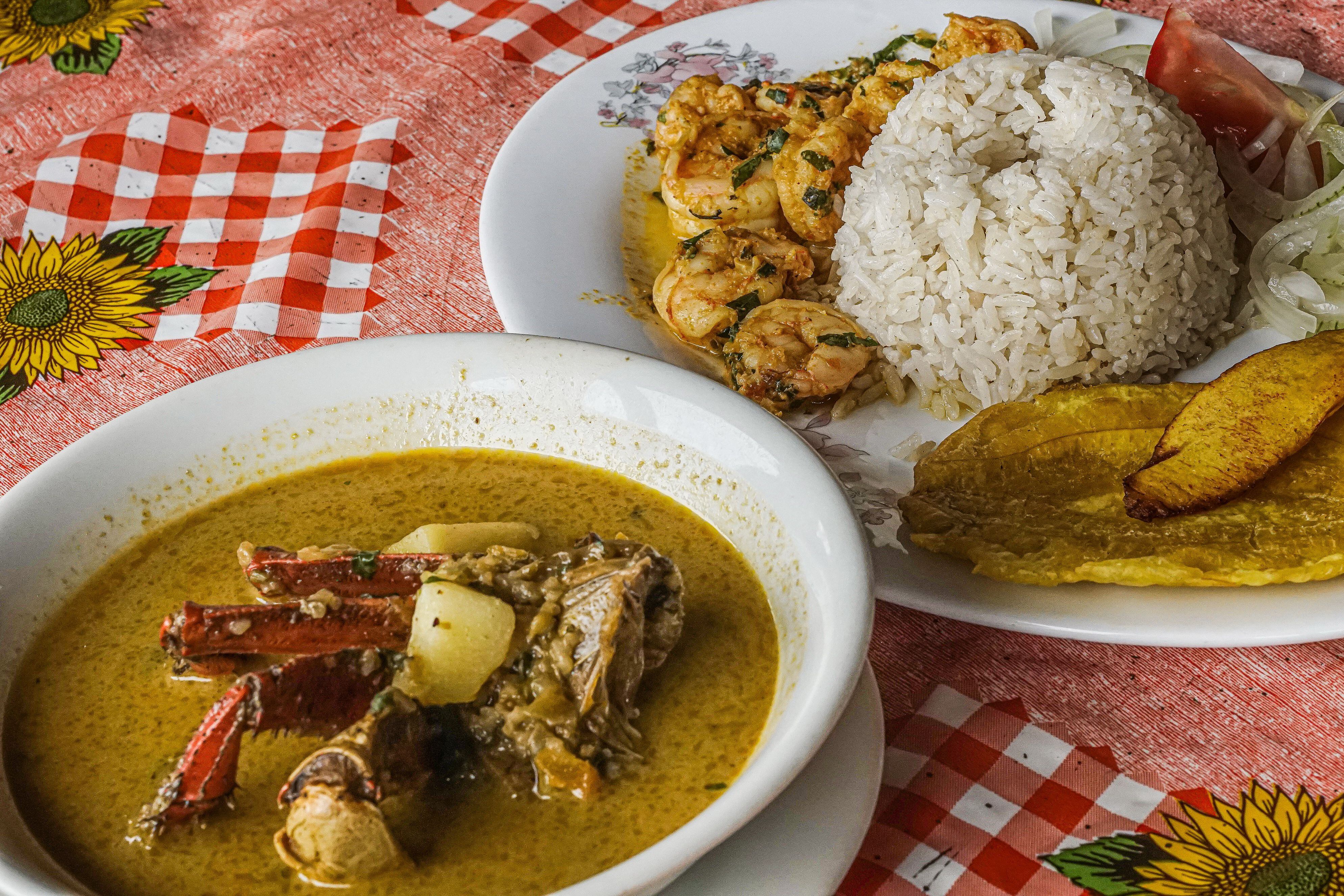 “La clave de la sabrosura de la comida tumaqueña, es que, desde nuestros ancestros, le hacemos cantos a la comida, hablamos, contamos leyendas. Todo a través de la cocina. ”, dice Gladis Prado. 