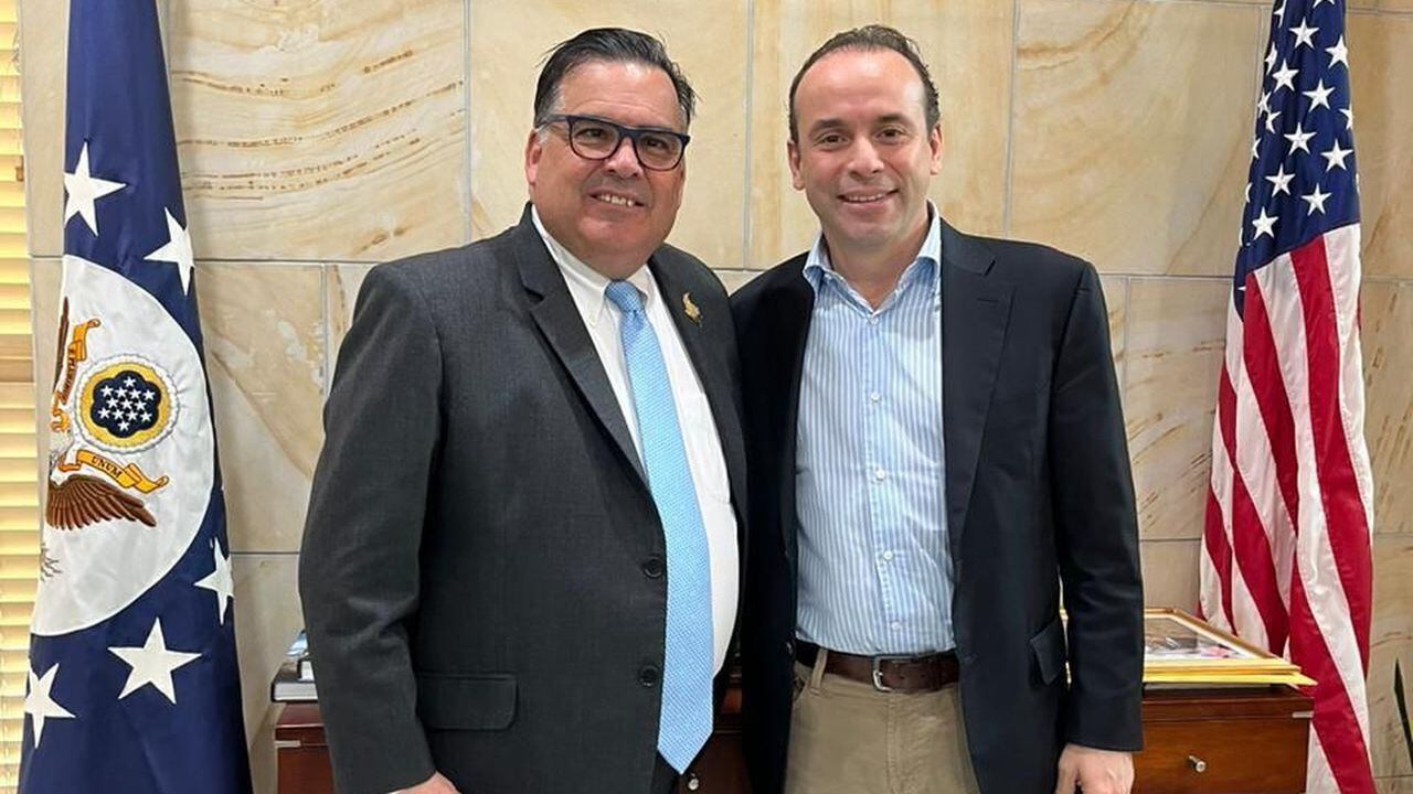 El alcalde electo de Cali y el embajador de EE. UU. en Colombia.