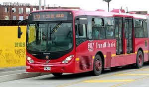 El IDU suspendió la licitación que extendería Transmilenio hasta el Aeropuerto Internacional ElDorado de Bogotá.