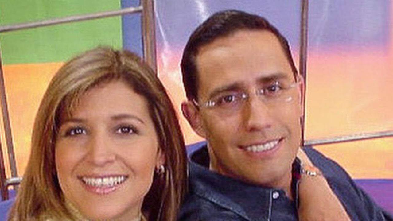 Camilo Montoya y Marcela Sarmiento eran los presentadores de Día a Día hace unos 20 años.