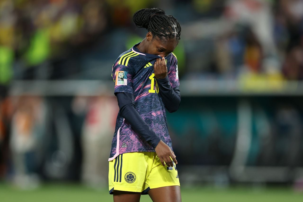Linda Caicedo entre lágrimas por la eliminación de Colombia.