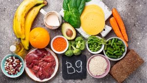 Los alimentos naturales son clave en el aporte de ácido fólico, conocido como vitamina B9.