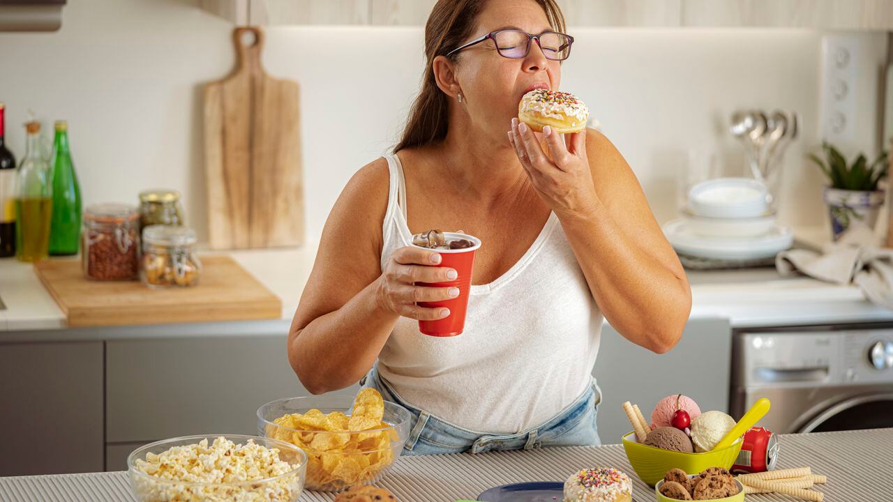 Los estudios demuestran que el azúcar en exceso puede tener un impacto negativo en el equilibrio emocional y el bienestar mental.