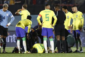 Momento de la lesión de Neymar.