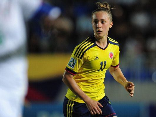 Nicole Regnier con la camiseta de la Selección Colombia