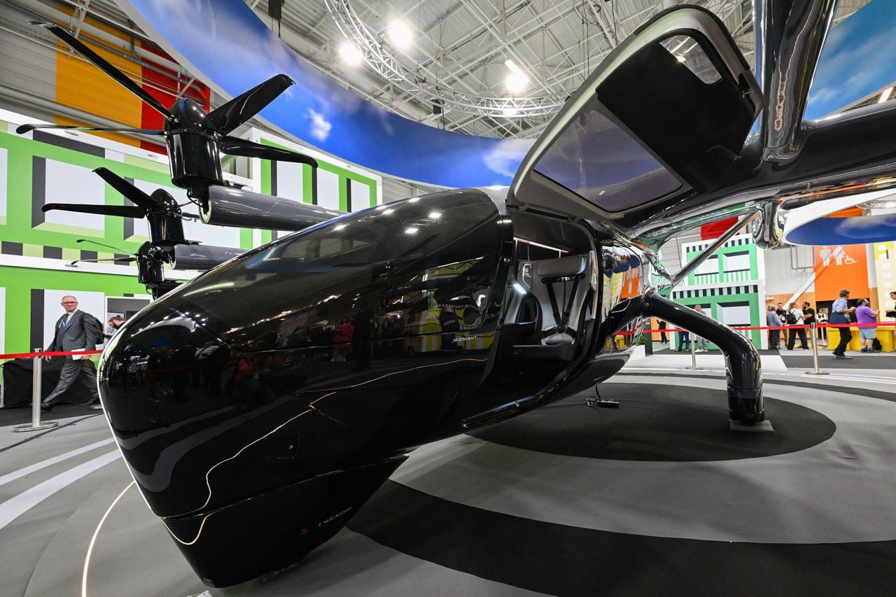 Taxi volador llegarán al mercado en el 2025.