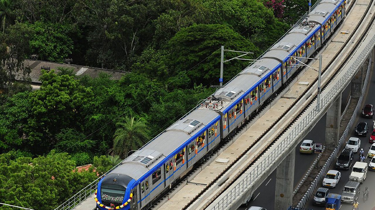 Según la Cámara de Comercio de Infraestructura, el tren elevado entre Buenaventura y Barranquilla costaría 700 billones de pesos. Imagen de referencia. (Colprensa - Juan Páez).